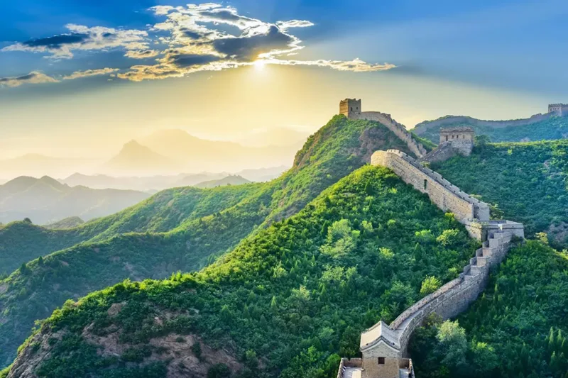 Châu Á là châu lục có diện tích lớn nhất và sở hữu dân số đông nhất thế giới.